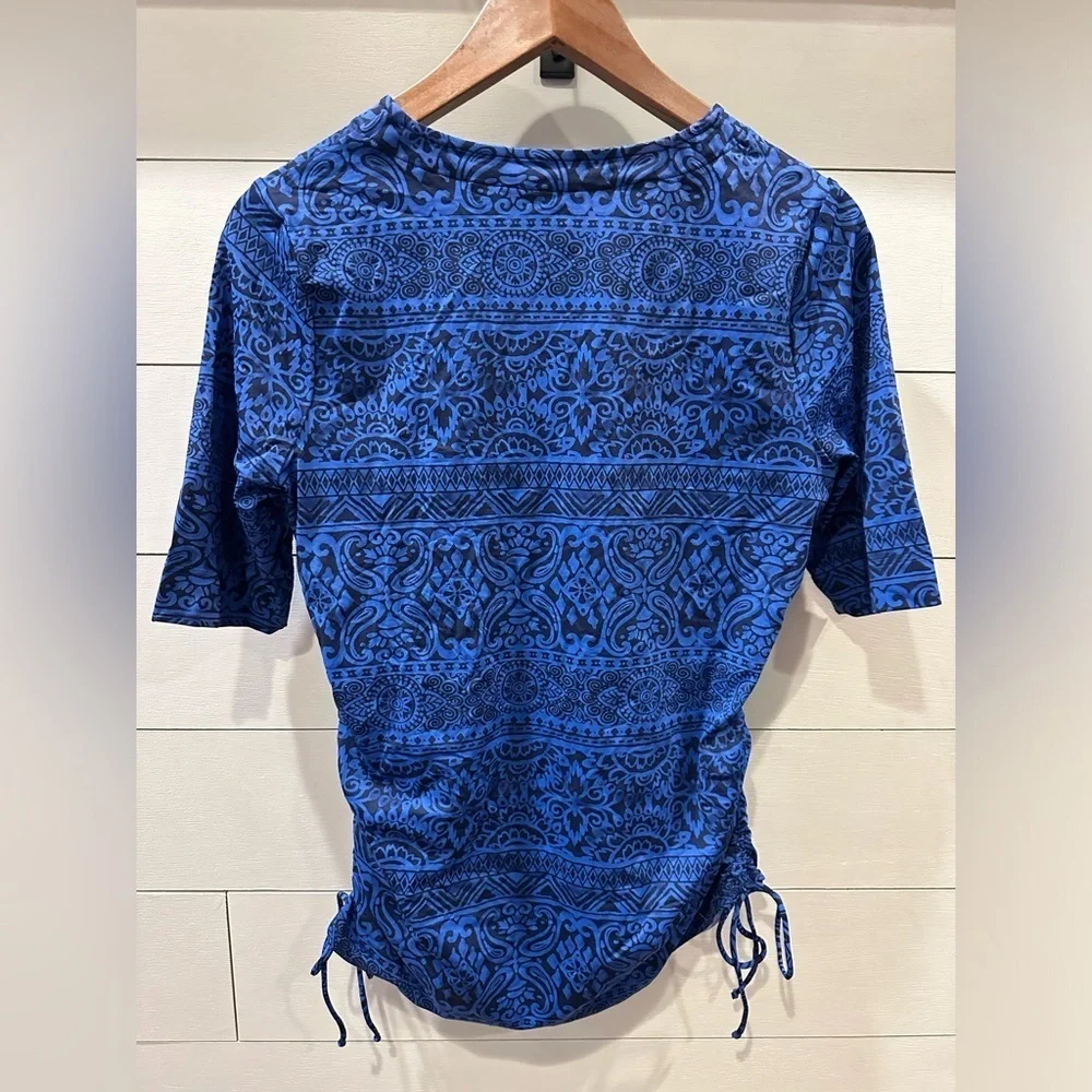 Lands End Blue Patterned V-Neck Ruched Swim Top- size Small 6/8